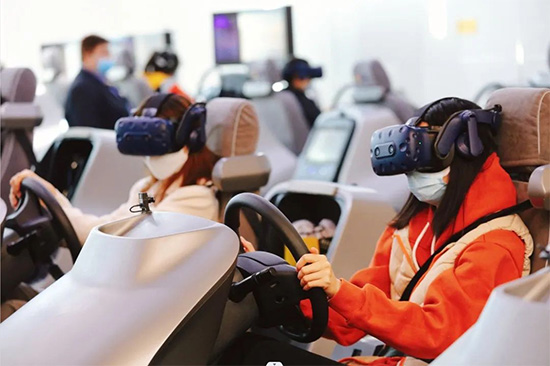 東方時尚駕校暑期班團報